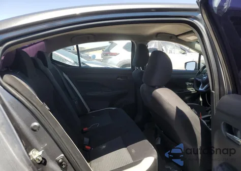 2021 Nissan Versa Sv z USA, uszkodzony, nr VIN 3N1CN8EV2ML877862